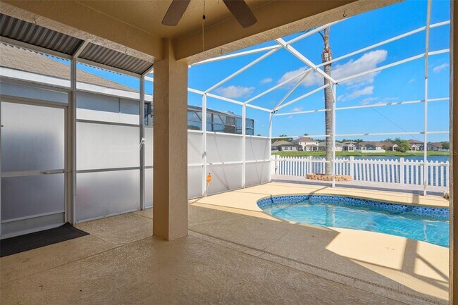 Building Photo - 1555 Harrier Dr