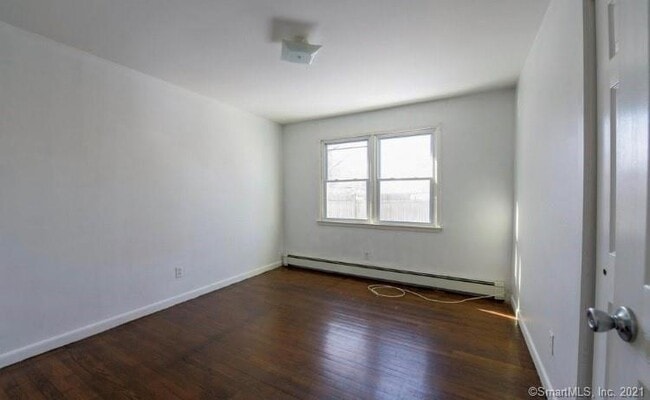 Building Photo - 50 Trumbull Ave