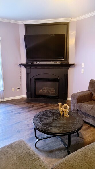 Building Photo - 2032 Cartier Ruby Ln