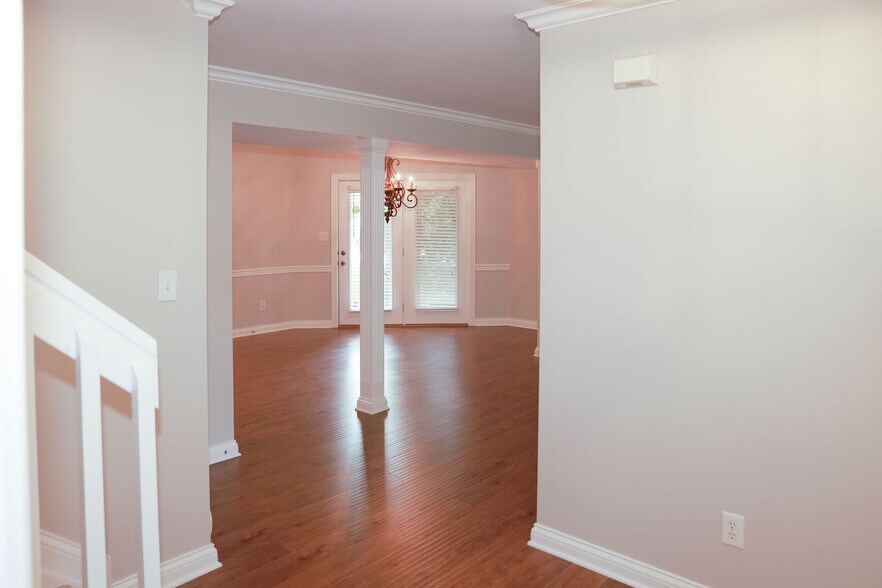 Building Photo - 3288 Snaffle Rd