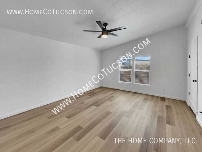 Building Photo - 9630 W Calle Cibeque