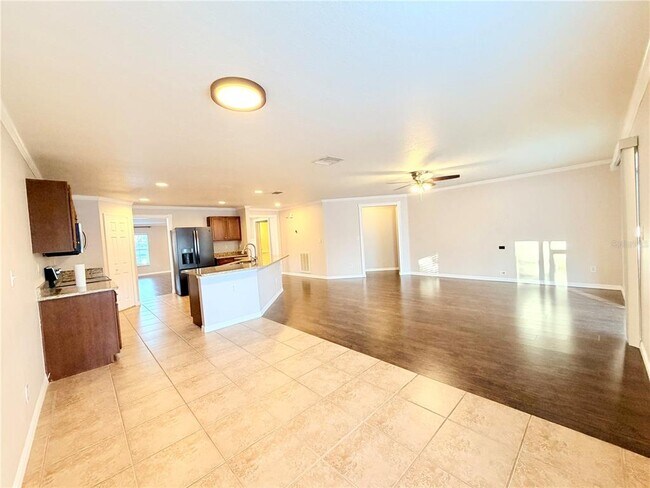 Building Photo - 30750 Temple Stand Ave