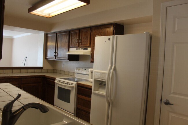 Building Photo - 2 Story Arvada Home located Near Standley ...