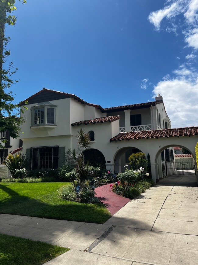 Building Photo - 189 S Martel Ave