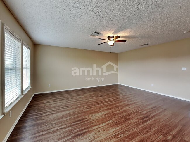Building Photo - 7060 Milo Way