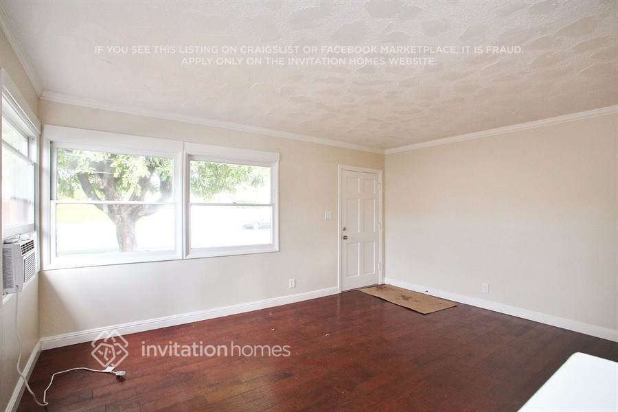 Building Photo - 720 Highlander Ave