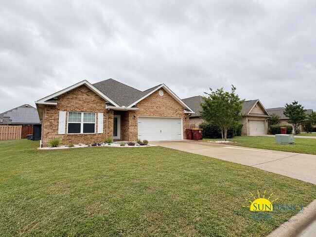 Building Photo - Spacious 4BR Home with Private Pool in Redstone Commons Near Top Schools & Community Amenities!