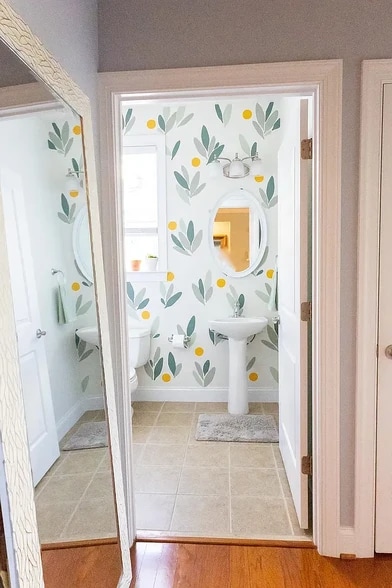Guest Bathroom - 518 Clarice Ave