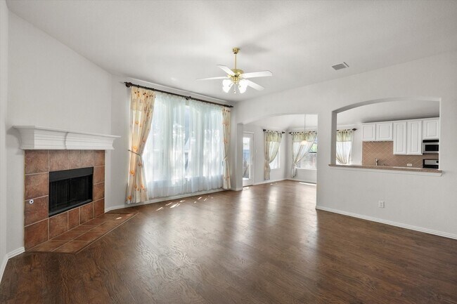 Building Photo - 6705 Terrace Glen Dr