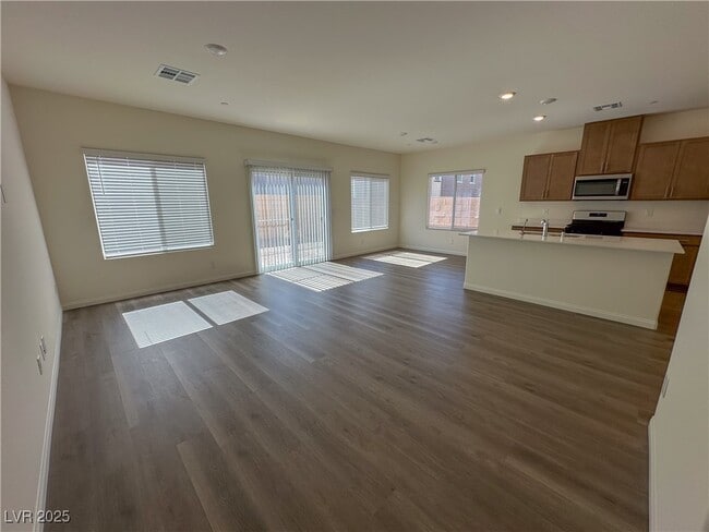 Building Photo - 1138 Northern Cardinal Dr