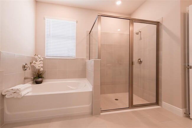 Building Photo - 5246 Grove Mill Loop