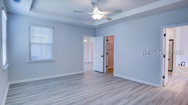 Building Photo - 179 Garden Row Dr N