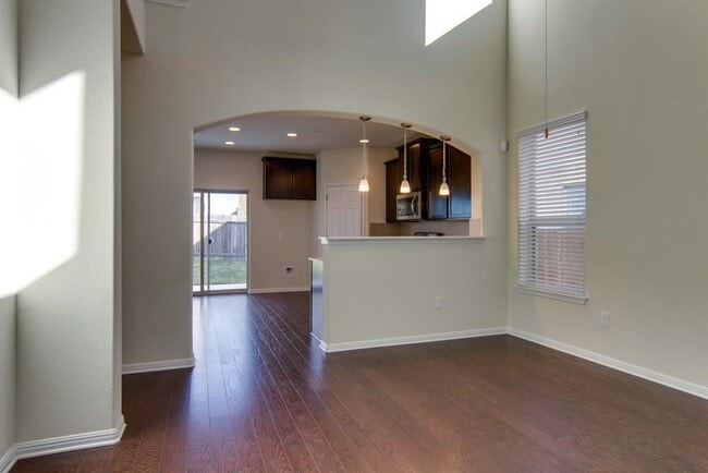 Building Photo - 3240 E Whitestone Blvd