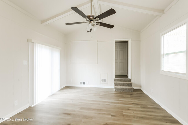 Building Photo - 2525 Coronet Dr