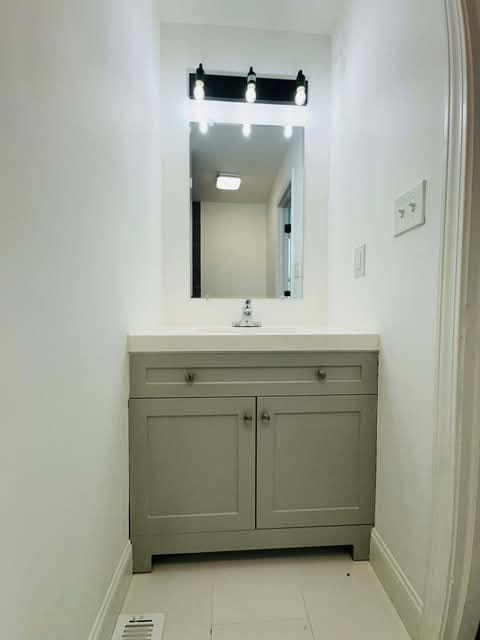 Building Photo - 1001 Archdale Dr