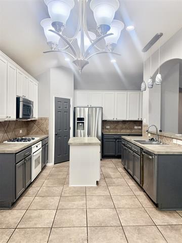 Building Photo - 3308 Marymount Dr