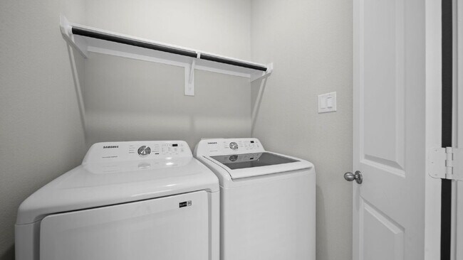 Building Photo - Move-In Ready 4-Bedroom Home on a corner lot in Montgomery and All appliances Included!