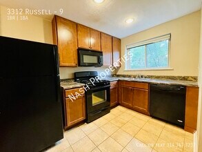 Building Photo - 3312 Russell-9