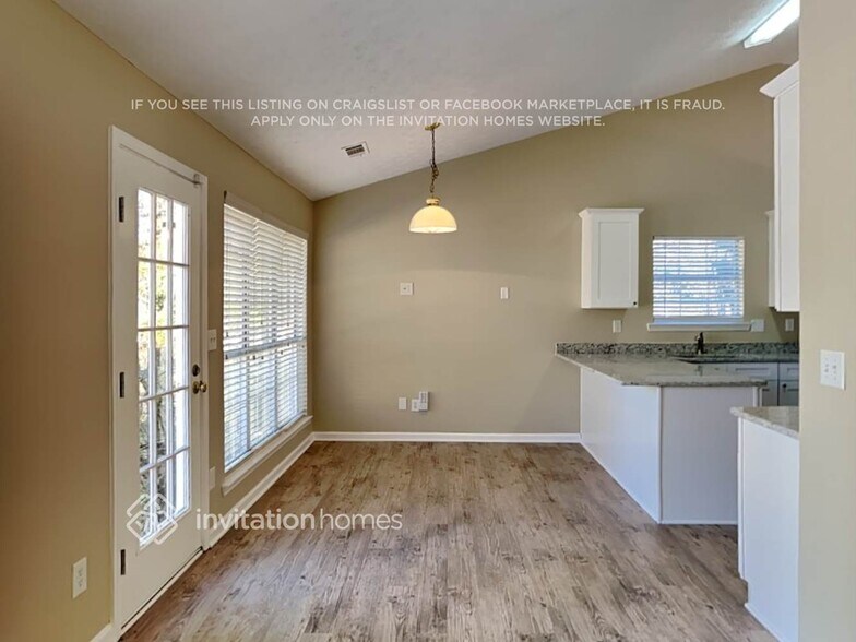 Building Photo - 1679 Crestfield Ln NW