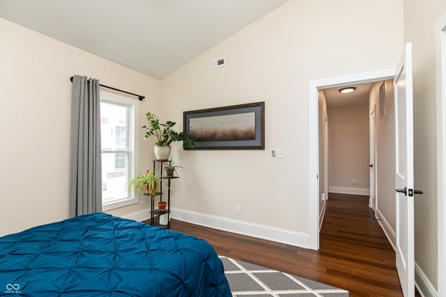 Building Photo - 405 Keystone Ave