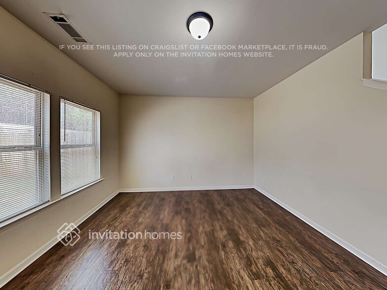 Building Photo - 4810 Medlock Trail Ct SW