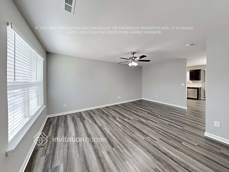 Building Photo - 1041 Bolivia Dr