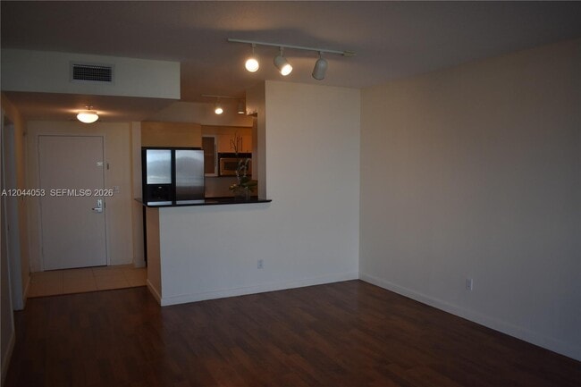 Building Photo - 325 S Biscayne Blvd