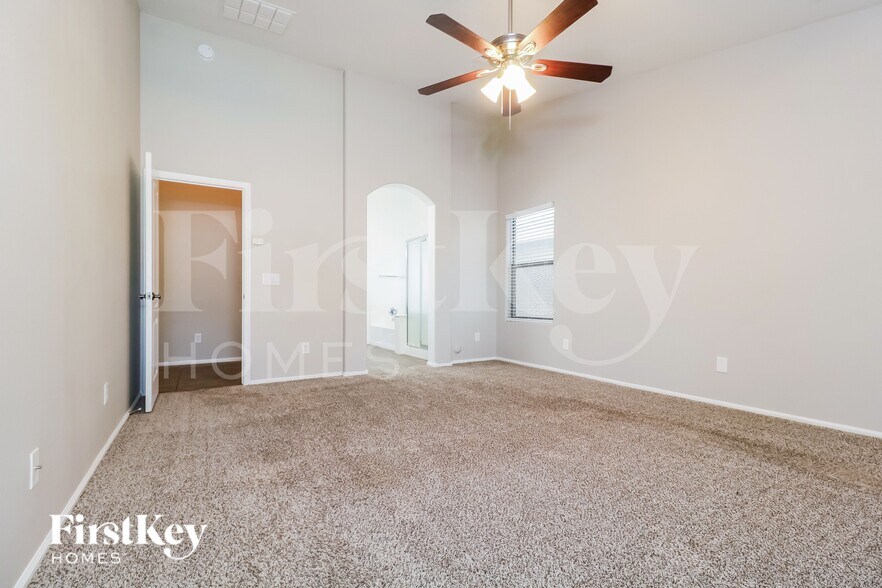 Building Photo - 17862 W Alexandria Way