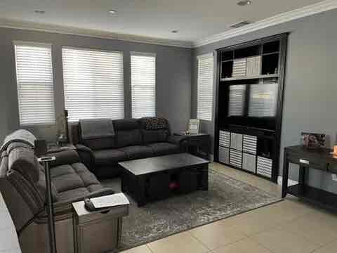 Building Photo - 42921 Avenida Amistad