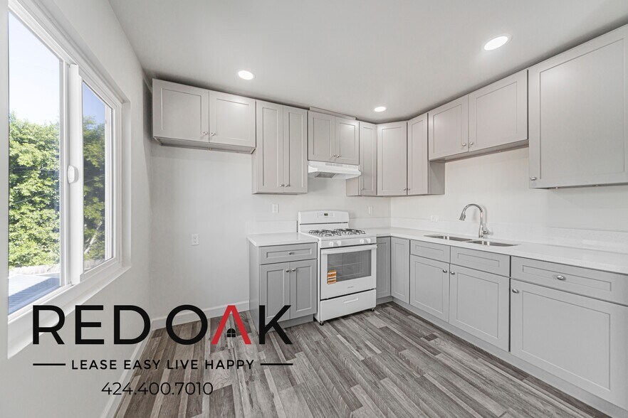 Building Photo - 4240 S Centinela Ave