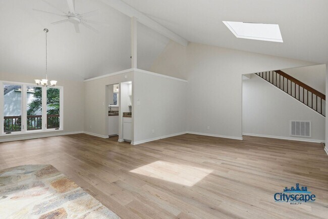 Building Photo - Swanky Brandermill Contemporary Home available NOW