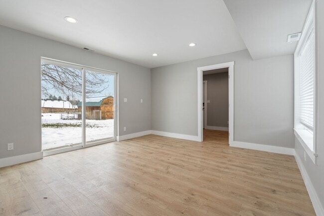 Building Photo - Stunning 5-Bedroom Home on Nearly 1 Acre – Fully Fenced w/ Treehouse | Indian Meadows | Coeur d’A...