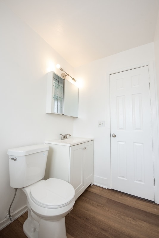 Building Photo - 3012 Larkmoor St