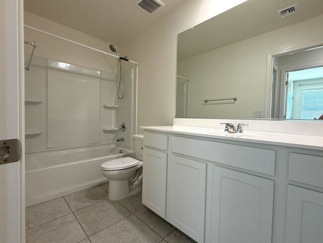 Building Photo - 5725 W Willow Rdg Dr