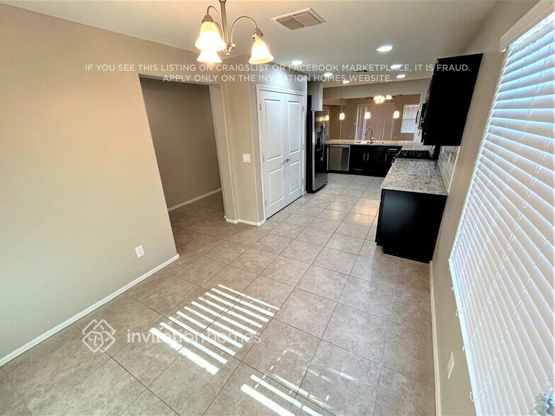Building Photo - 4165 S 181st Ln