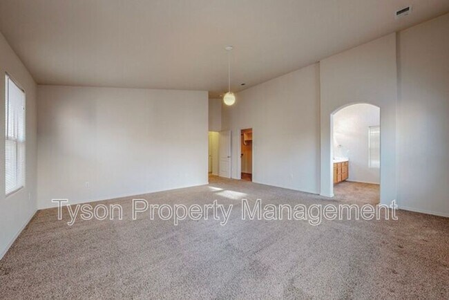 Building Photo - 1500 Montiano Loop SE