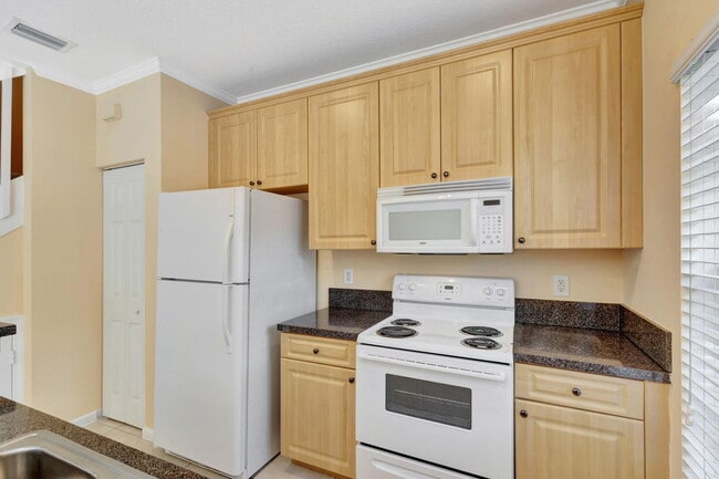 Building Photo - 14022 Wellington Trace
