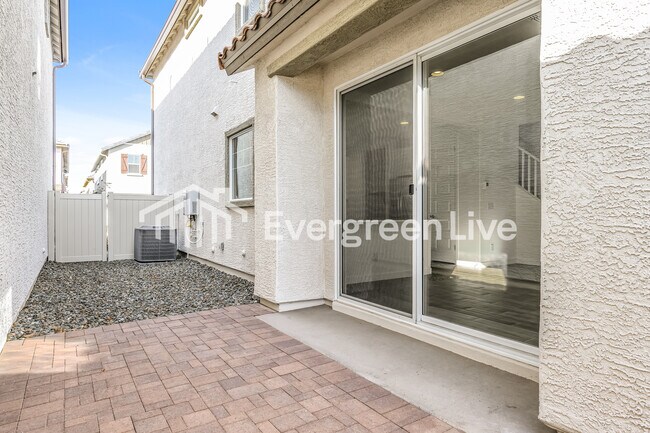 Building Photo - 9733 W Catalina Dr