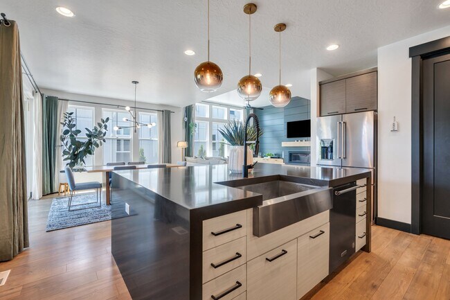 Building Photo - 11433 Purple Orchid Dr