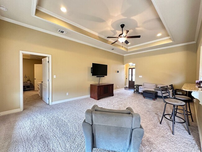 Building Photo - 3825 Pickering Pass Dr