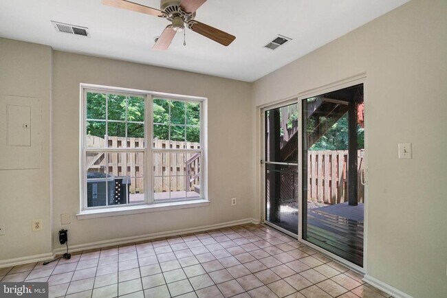 Building Photo - 6504 Trask Terrace