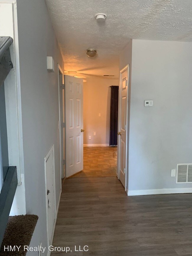Building Photo - 2 br, 2.5 bath House - 655 Hunting Creek Ln