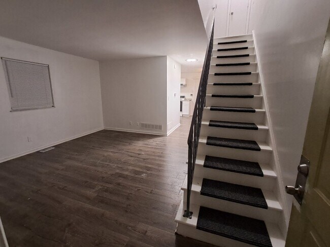 Building Photo - 3532 Dorham Pl