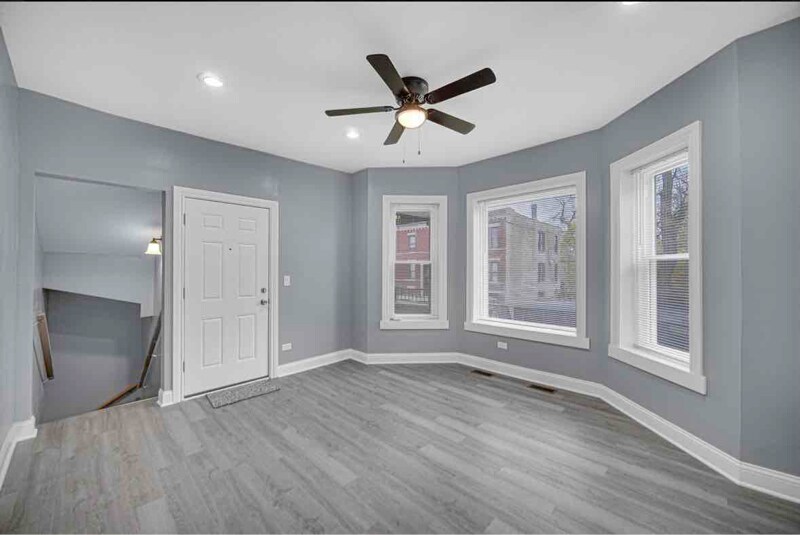 Building Photo - 1111 W 62nd St