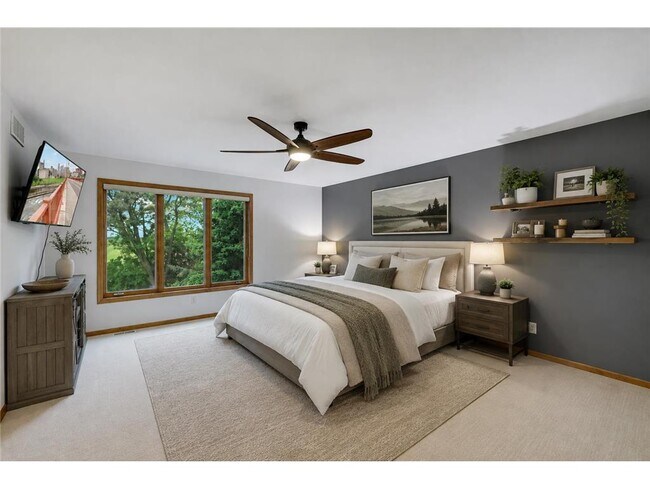 Building Photo - 645 Ramsey Cir
