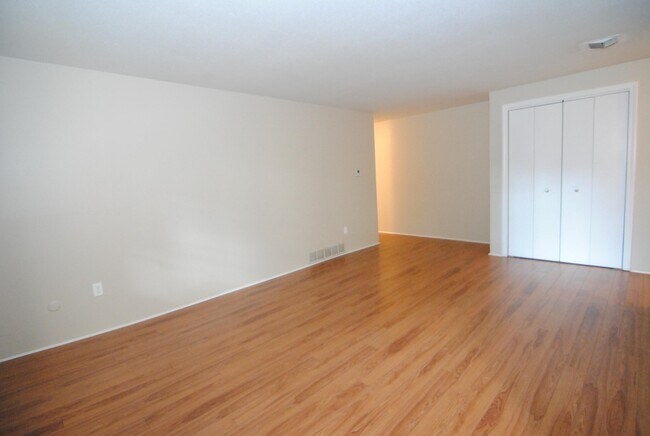 Building Photo - 3 Louisburg Square