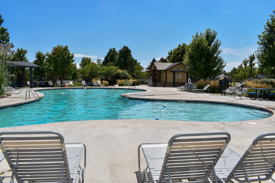 Building Photo - 684 Mason St