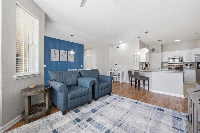 Building Photo - 301 Terrace Ridge Cir