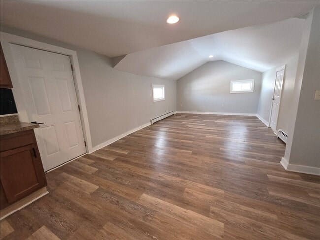 Building Photo - 6360 Ontario Center Rd