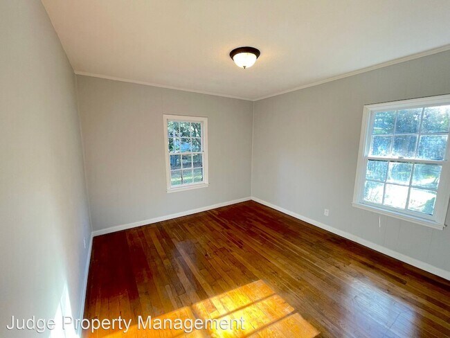 Building Photo - 2 br, 1 bath House - 1324 E. 53rd Street